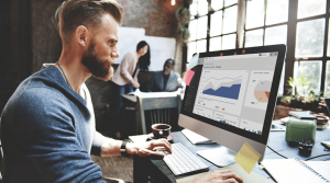 Embauchez un consultant d'ACXION pour offrir un support à votre équipe permet d'augmenter le taux d'adoption dans le cadre d'un projet de transformation numérique.