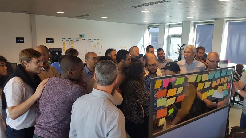 Découvrez comment la fixation d'objectifs OKR optimise le processus de planification stratégique, améliore vos performances et assure une exécution stratégique réussie.