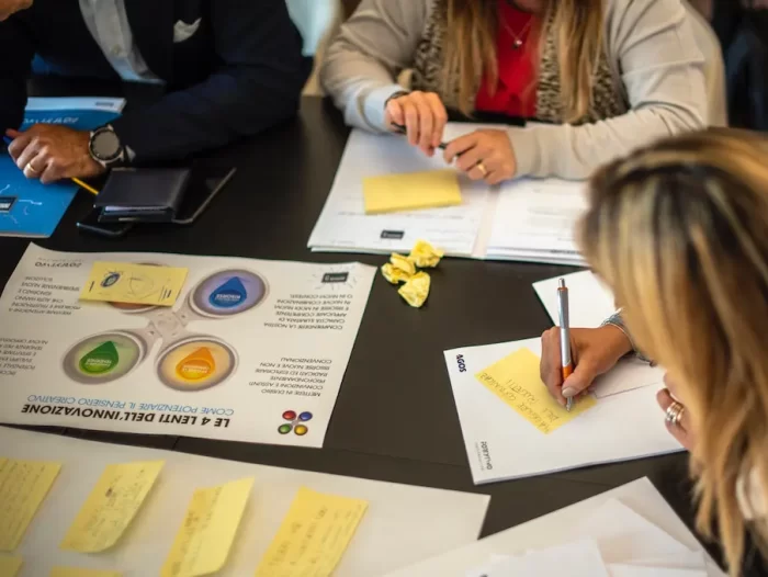 Consultant en planification stratégique et coach OKR 10 facilitateur professionnel